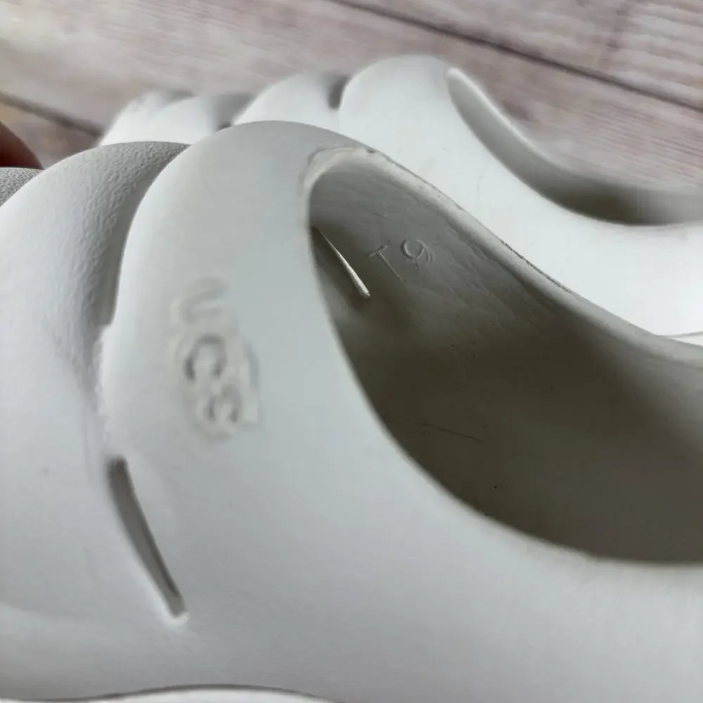 Ugg Kids Sport Yeah Clogs Size Toddler 9 White EVA Chunky Shoes